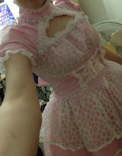 did I ever tell you guys I own a loli dressNot sure what type of loli but yeah. uvu