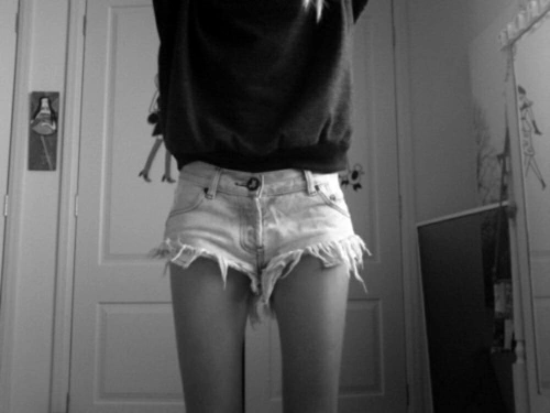 my-melancholy-musical:  Feet Together  Thighs Apart That’s the way To win their