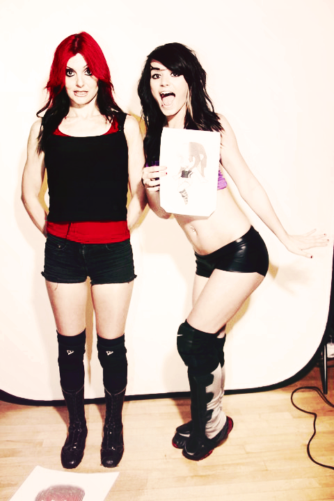 wedon-tapologize:  Britani Knight (Paige) and Saraya Knight (her mom) ~ 