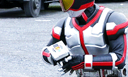 tokusequence:  [HENSHIN] Kamen Rider Faiz Axel Form. Senshi: Takumi/Kamen Rider Faiz Axel FormT