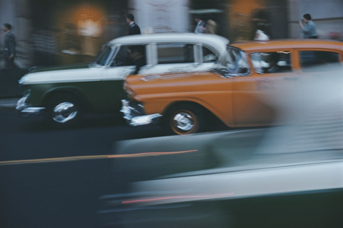 lyssahumana:  New York City, 1950s. Photographed by Ernst Haas