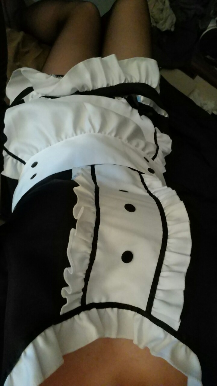 Maid outfit but too lazy to do my makeup