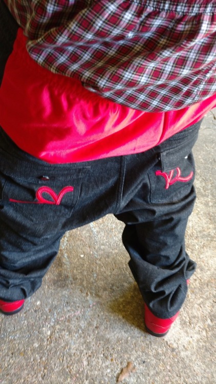 New rocawear jeans