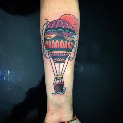 @tradicaotattoos#tattoo #tattooflash #balloon #balaotattoo #tradtattoo (em Tradição Tattoos)