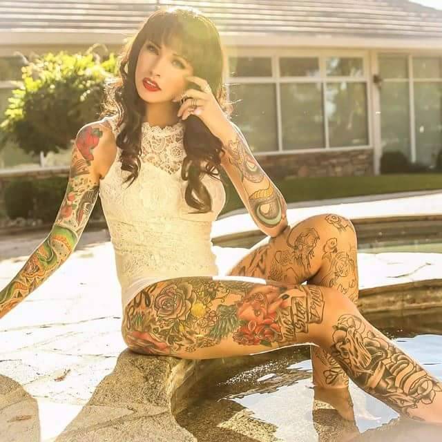 50shades-of-ink:  Angela Mazzanti