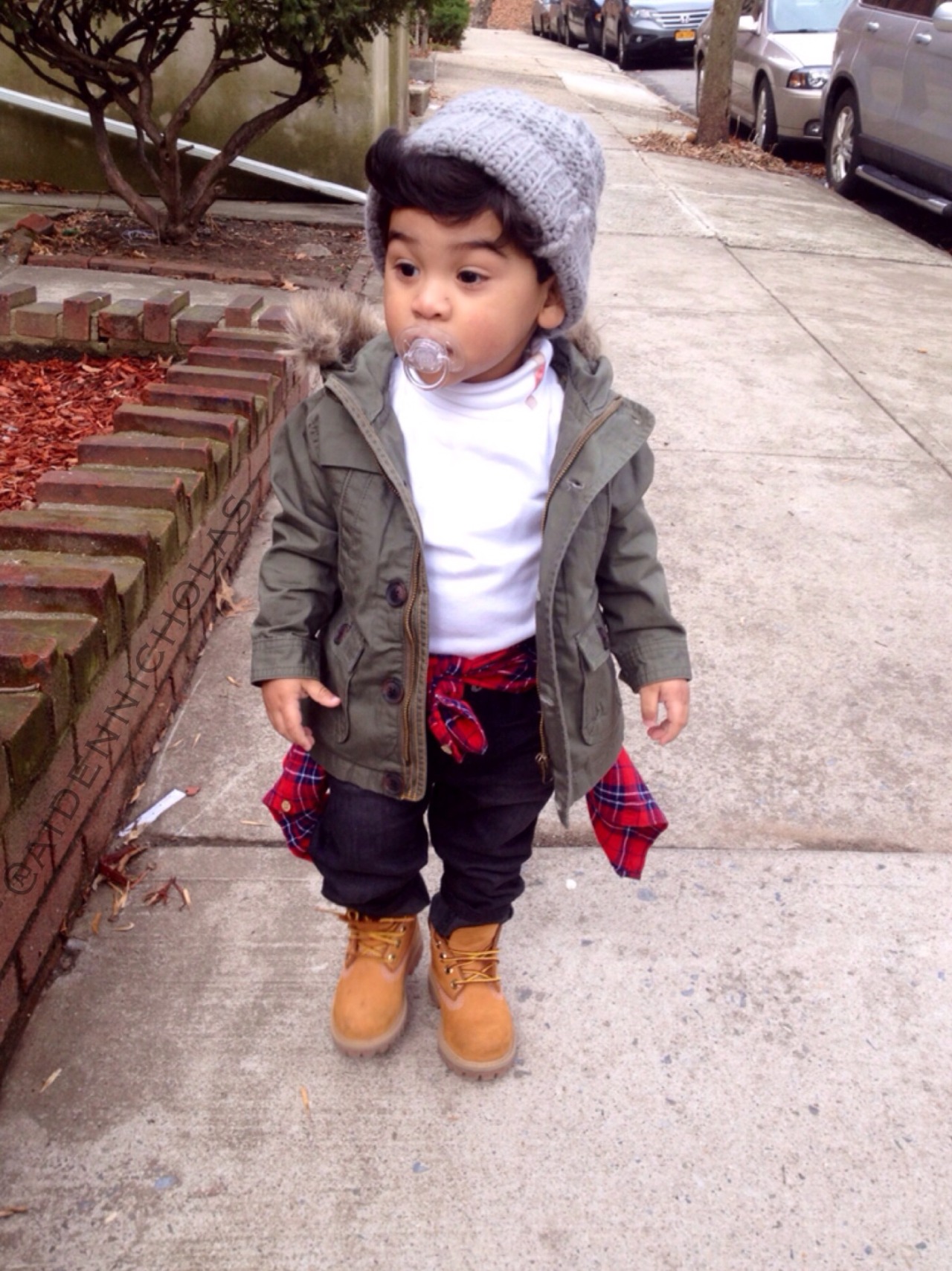 nikki-fellatio:  Future son. 