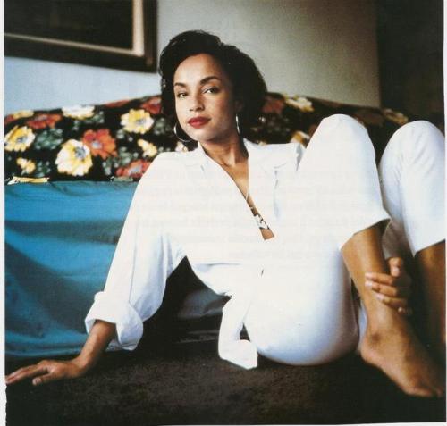 matter-of-taste:Sade Adu