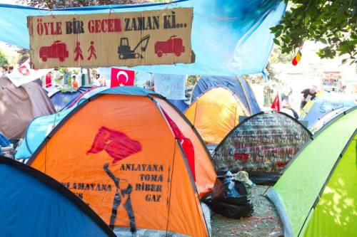 olmasaydinolmazdik:  Gezi Parkı Türkiye’ye Dayanışmayı Öğretti !!! 