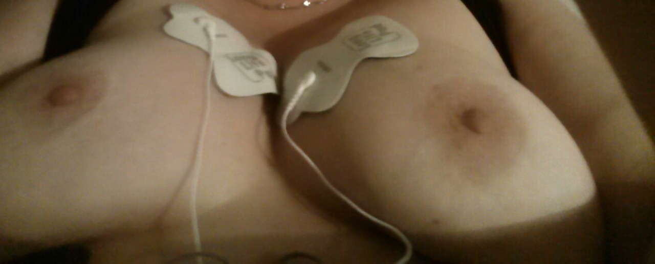 quicklymysticalwitch:  Here is my stab at a selfie  The pads are jolting me with
