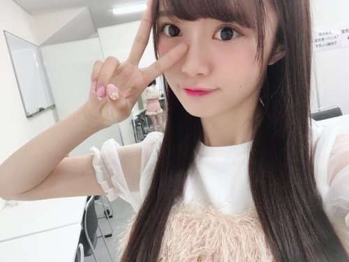 official_NGT48さんのツイート: 〈46位〉 りかちゃん（中井りか） 色んな意味で本当にお姫様な、愛すべき（？）困ったちゃん （別現場の為、本人からもらったオフショットです） #中井りか 