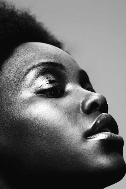 rob-pattinson:LUPITA NYONG’Ofor AnOther Magazine (2019), ph. Willy Vanderperre. 