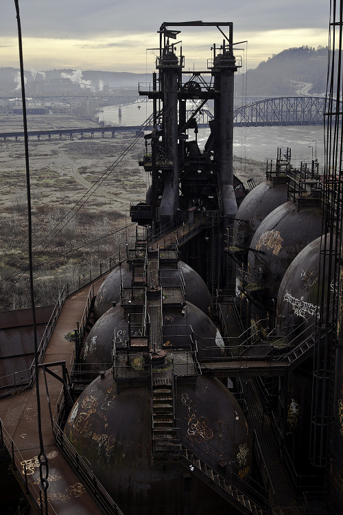 pasparal:The Carrie Furnaces, Rankin, Pennsylania Photographer: Pat Gavin Source: Tumblr