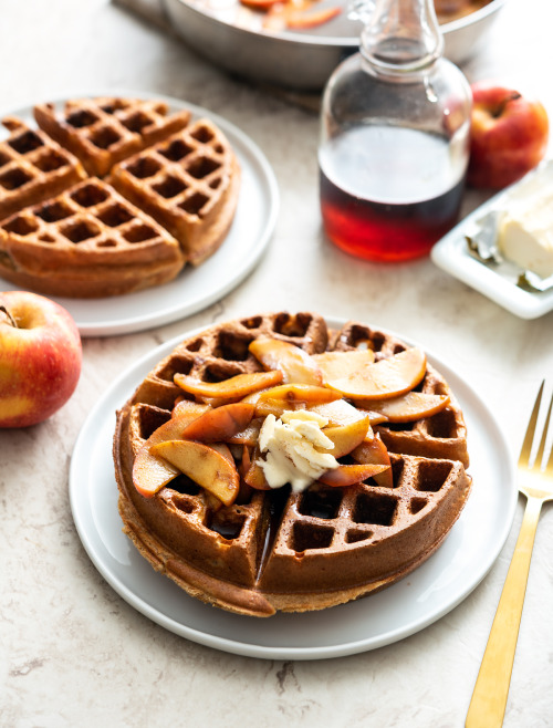 Chai-Spiced Waffles with Cinnamon Apple ToppingPin it for later