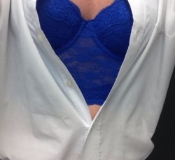 sohard69blu:  I love it when it starts getting cold. I get to wear pretty bras under my shirt &amp; jacket all day 💙