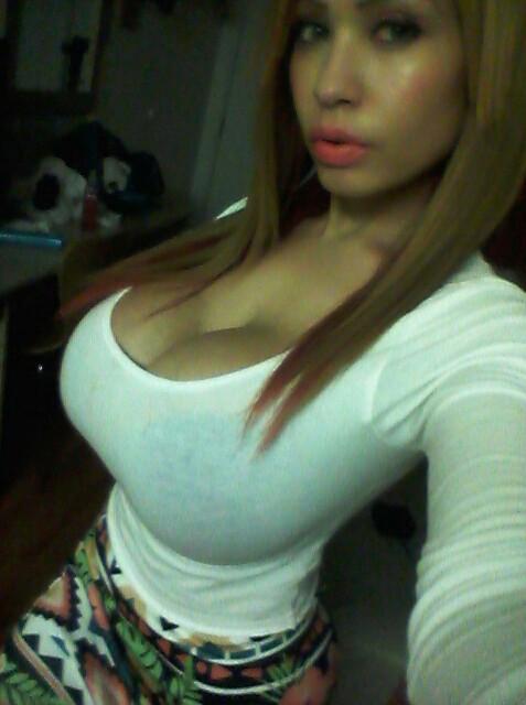 bimbohearts:  Okay Barbiecow! Time to get those udders started with an edge for this