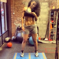 girlsandjordans:  Fit Thick