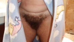 hairywomenrock:  Hairy Triangle! :) 