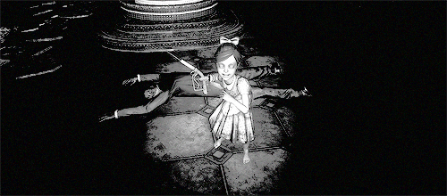 doomguide:  &ldquo;Shh! Daddy, Big Sister doesn’t want you playing with