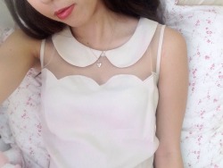 cheynnadarling:  I’m in lovvvvvvvvve with my new blouse~ Peter Pan collars &amp; scalloped detailing make the world a prettier place! ♥ ♥ 