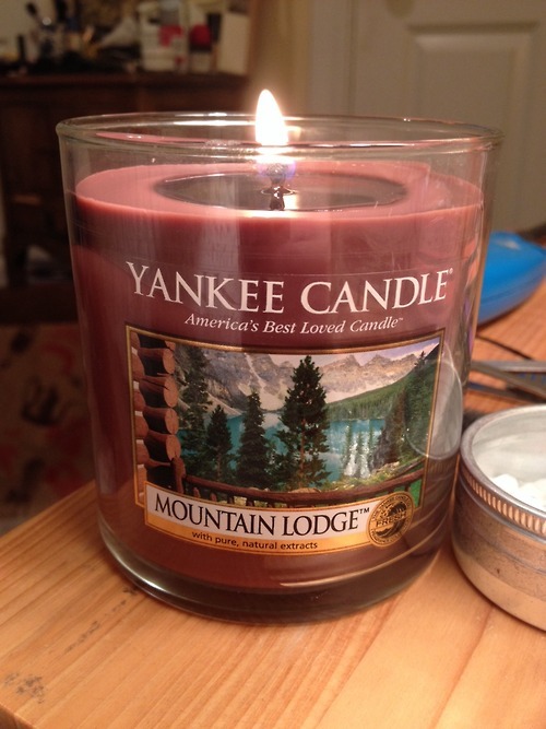 clarabeau:  theyankeecandle:   madame-vashtranerada:   blackberrycreek:   stepone:  clarabeau:  Ladies, I am holding out my hand. Do you trust me? I need you to open Google Maps. Locate your nearest mall. Get in your car. Drive to Yankee Candle. Past