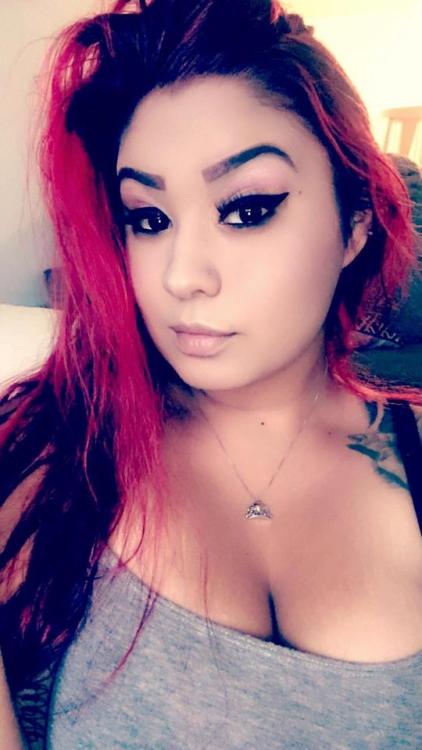 curvy-sexican:  New Pics cumming! FREE CURVY_SEXICAN!!! ConnectPal.com/curvy_sexican