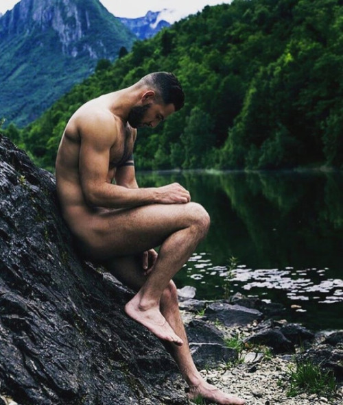 https://nu-et-compagnie.tumblr.com/post/168859591397