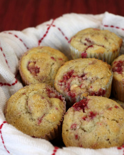 foodophiles:  Sugar Crusted Raspberry Muffins