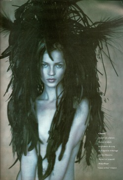 saloandseverine:  Vogue Paris March 1994,