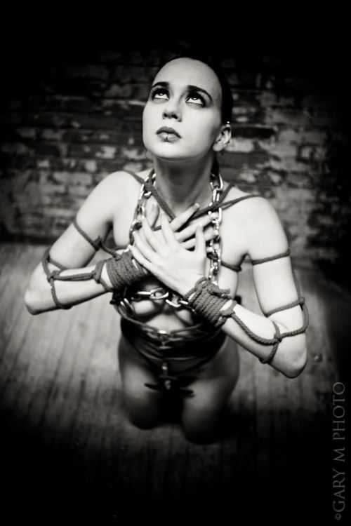 chelseachristian:  Photographer/Editor/Rigger: Gary M Photo Model/MUA/Stylist: Chelsea Christian Add Chelsea on Facebook! 