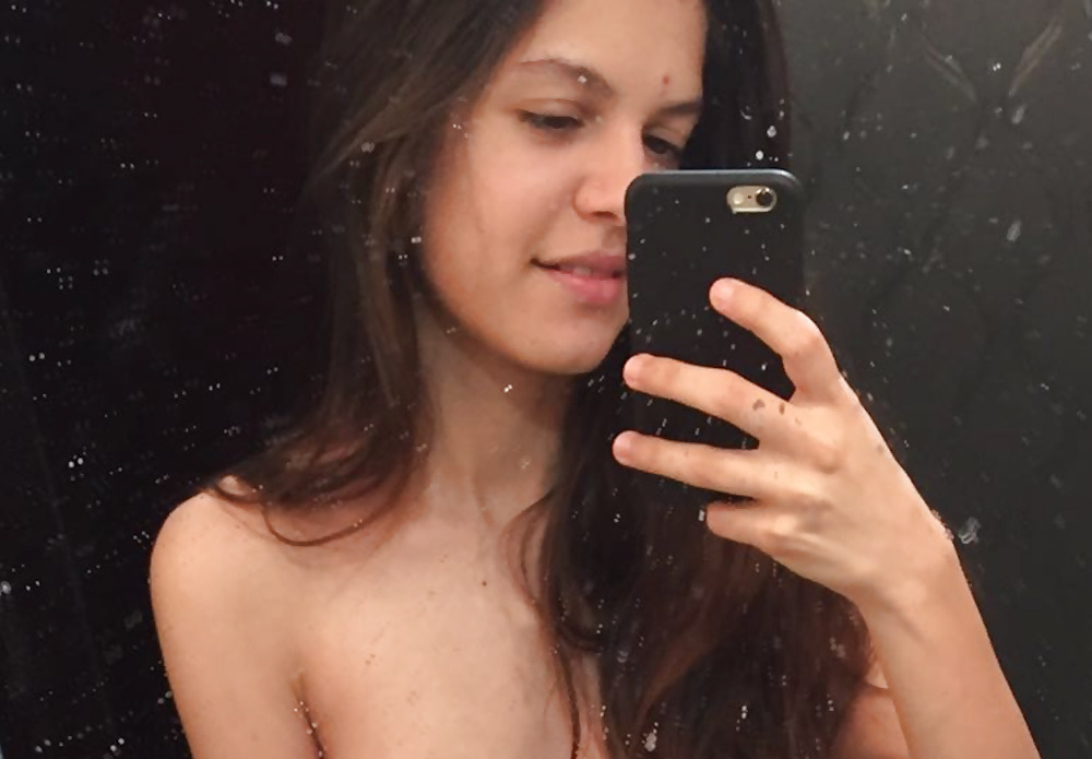 desiselfies:  Uncensored Selfies😎