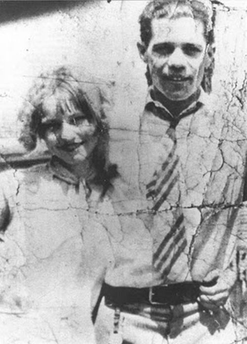 XXX oddtruecrimefacts:  Facts about Bonnie and photo