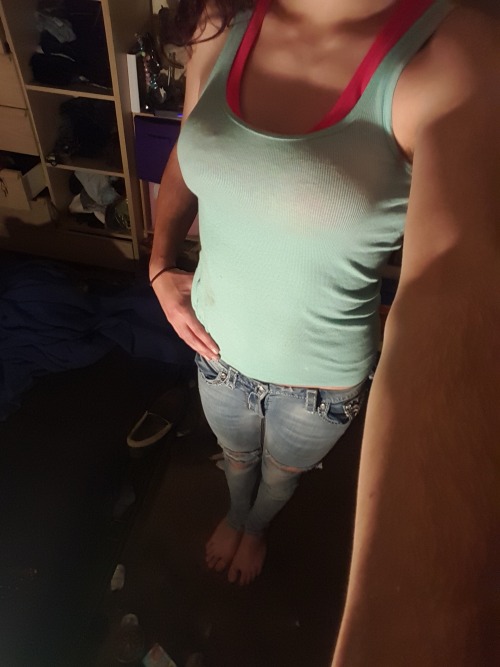 loveyngboi:  69deep69:  opnupandsayahh:  circlew1971: sammmy04:  let me know what you guys think😋😉😘 make sure you like and reblog, and if you like what you see make sure you follow me, im gonna be postin a lot more sexy selfies😊😋😘😚