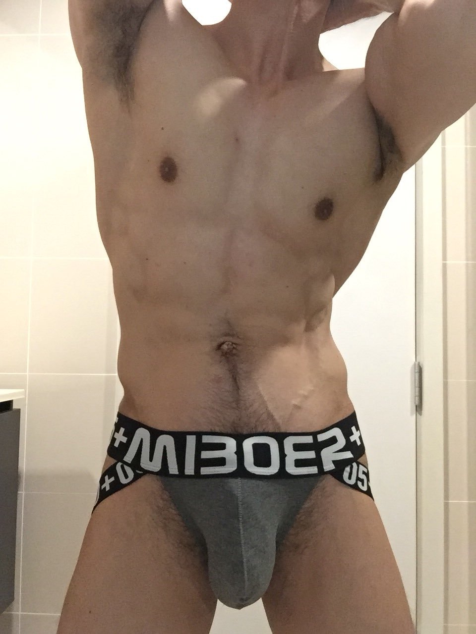 chicosguaposlindos:  asiaticos-hot-guys:  Boy_Lite  Boy_lite