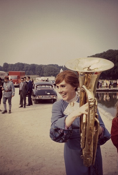 vintagebreeze: HAHA, Julie I LOVE you!