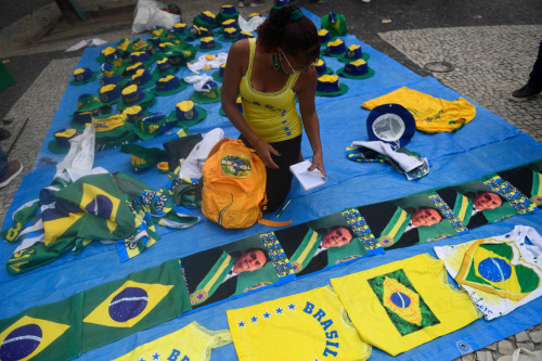 allthebrazilianpolitics: Rallies for and against Bolsonaro on Brazil national dayThousands have conv