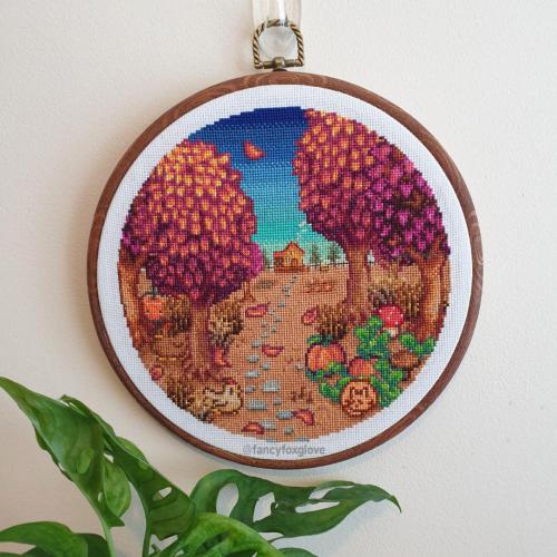 somediyprojects:Autumn in the Valley stitched and designed by lightbringer54.“Autumn in t