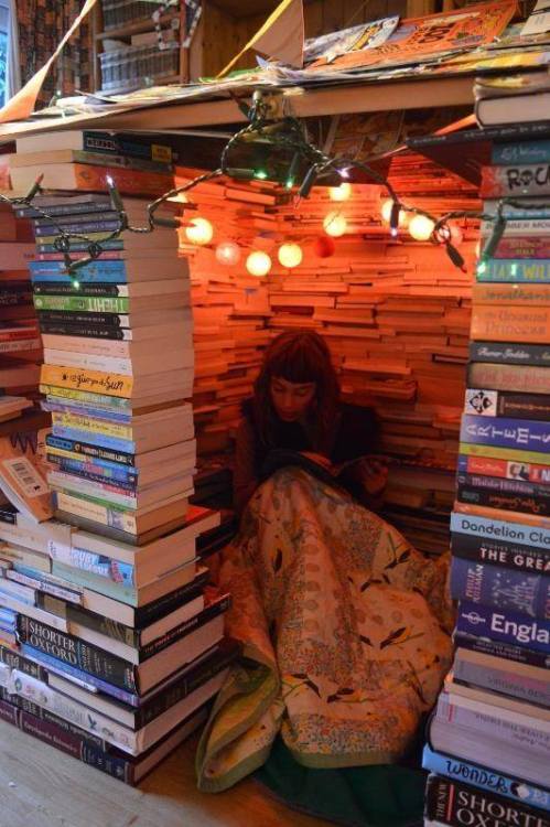 libraryjournal: writerystuff: Possibly the ultimate book fort. For you tumblarians on the East Coast