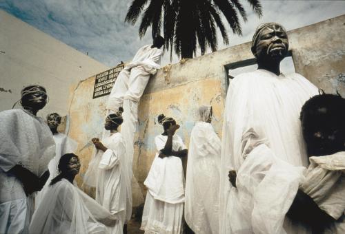 thesoulfunkybrother:Fashion Carnival 2002. Dakar,Senegal.Shobha.