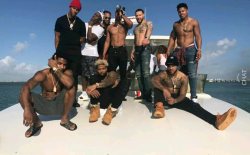 marydej:  multiple daddies😍