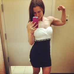 Fit-And-Skinny-Kate:  Lifting Does A Body Good.