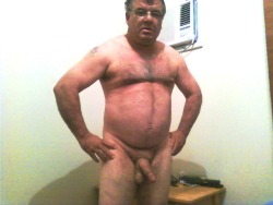 fatpapitos:  100 % free daddy cams, join