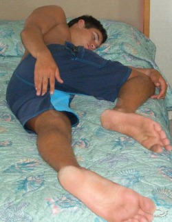 soyokazesteps:   fromhead2toes:  My cousin. After spending a day at the beach, He dozed off without showering. Still guessing how those salty feet will taste like.  