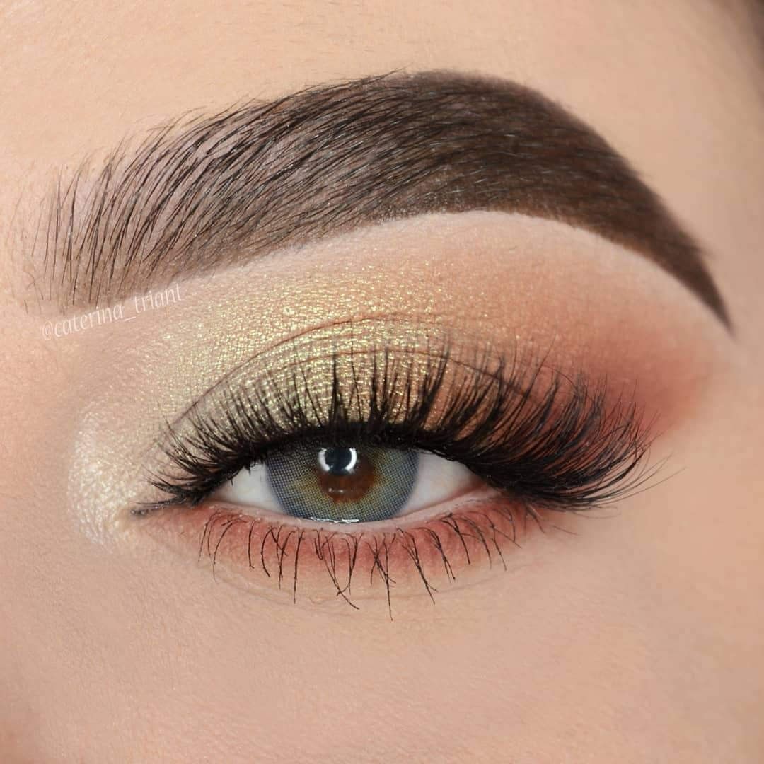 Belleza para tod@s — Beautiful soft glam eye makeup in light gold and...