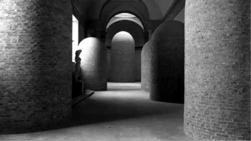 historicaltimes:  Michelangelo’s David and unfinished Slave statues encased in brick to protect them from the oncoming Allied front, 1944 via reddit 