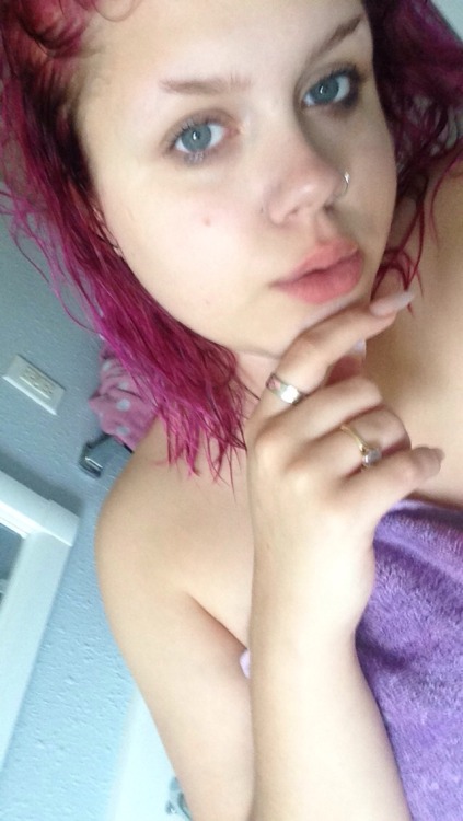 loverglrl:  :)