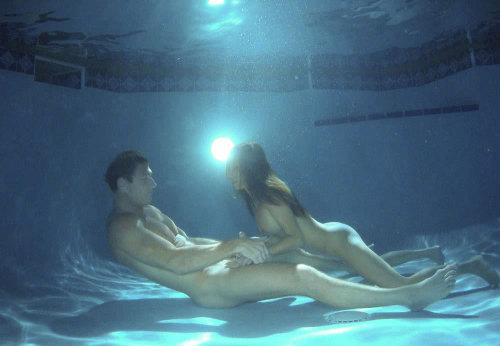 Porn Underwater Passion photos