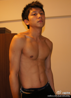 asian-gay-magazine:  Hot asian boys masturbating