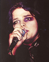 tonightwillitevercome:           Gerard + purple makeup           