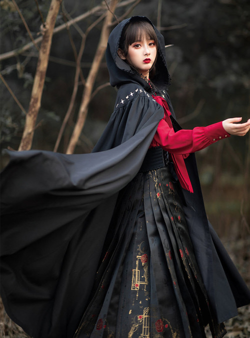 Hanfu + Qi Lolita + Gothic Lolita 3-in-1 Style Set