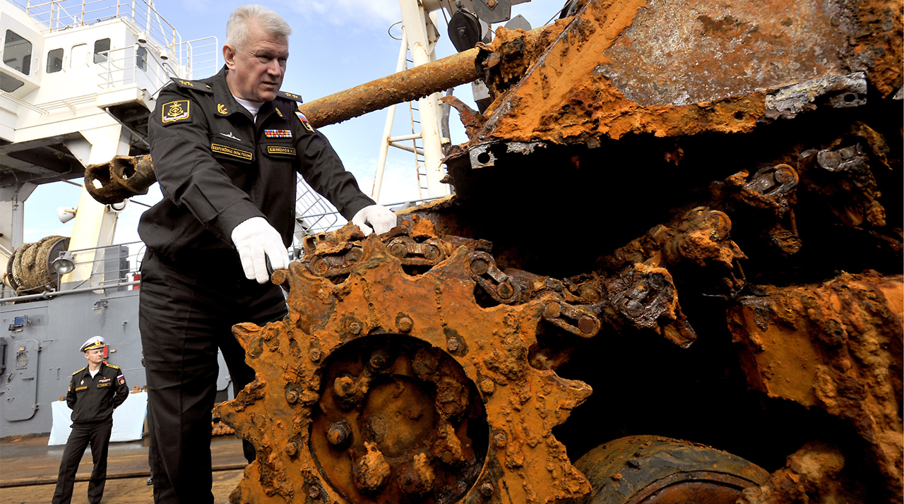 m4a1-shermayne:The Russian Navy recently discovered and raised sunken M4 Shermans